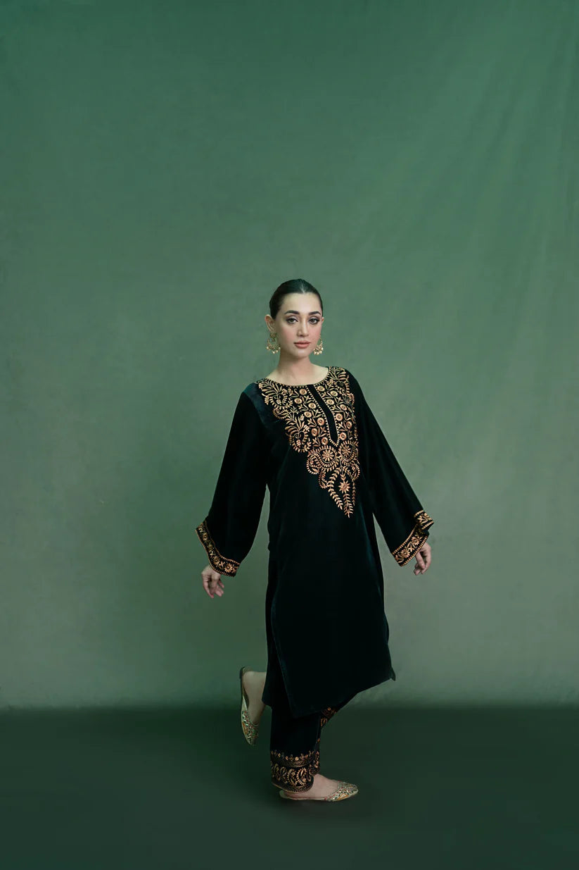 URGE - 2PC Velvet Heavy Embroidered Shirt With Velvet Heavy Embroidered Trouser -ADR-D20