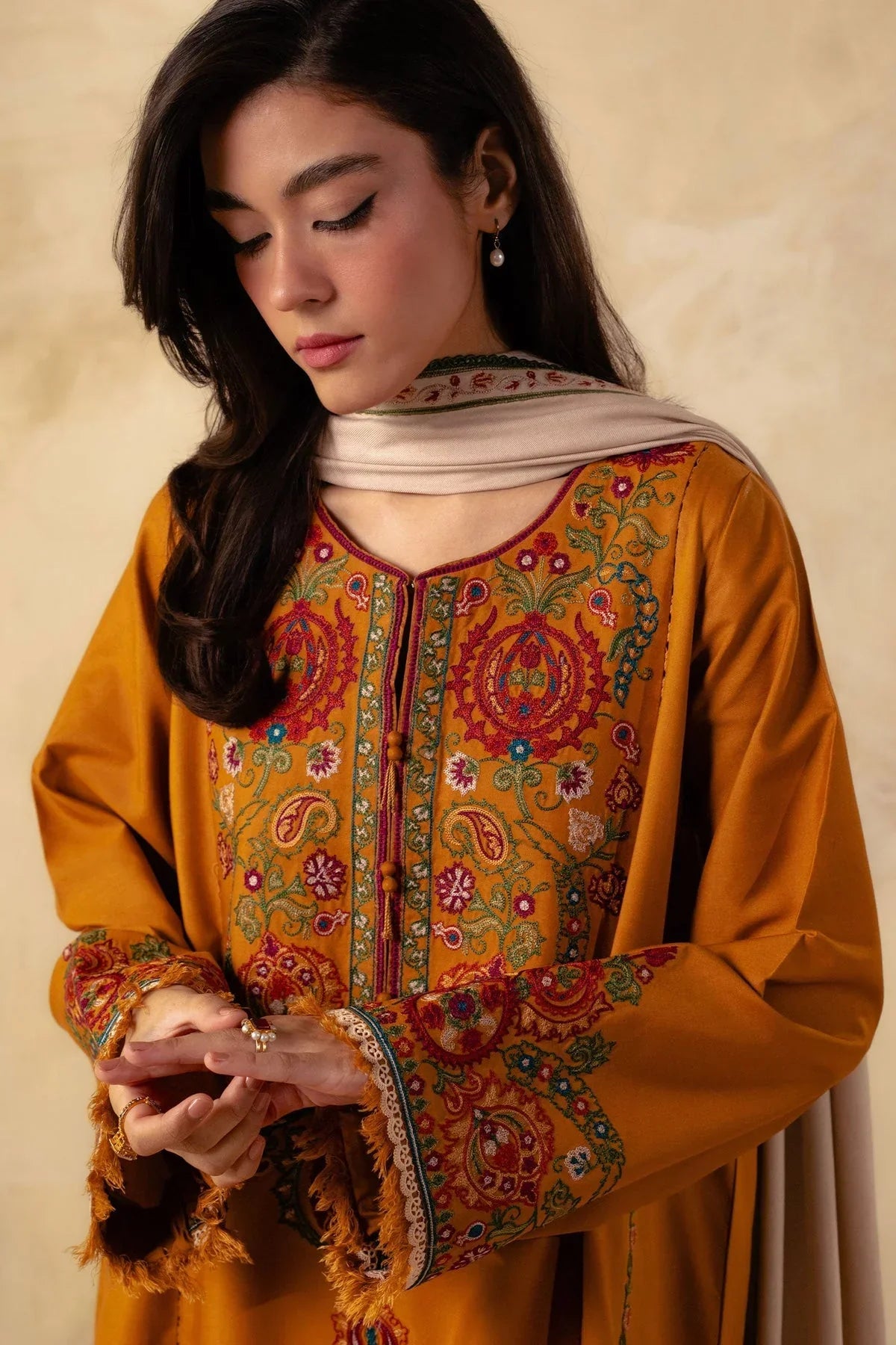 ZARA SHAHJAHAN - 3PC DHANAK EMBROIDERED SHIRT WITH DHANAK EMBROIDERED SHAWL AND TROUSER -ADR-4009