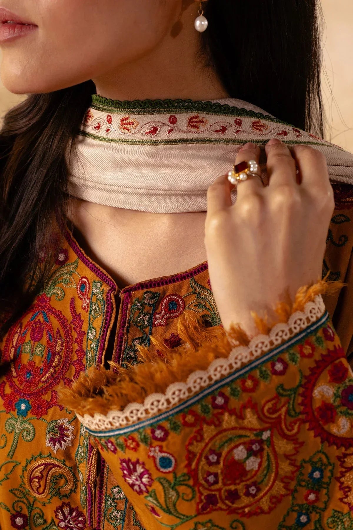 ZARA SHAHJAHAN - 3PC DHANAK EMBROIDERED SHIRT WITH DHANAK EMBROIDERED SHAWL AND TROUSER -ADR-4009