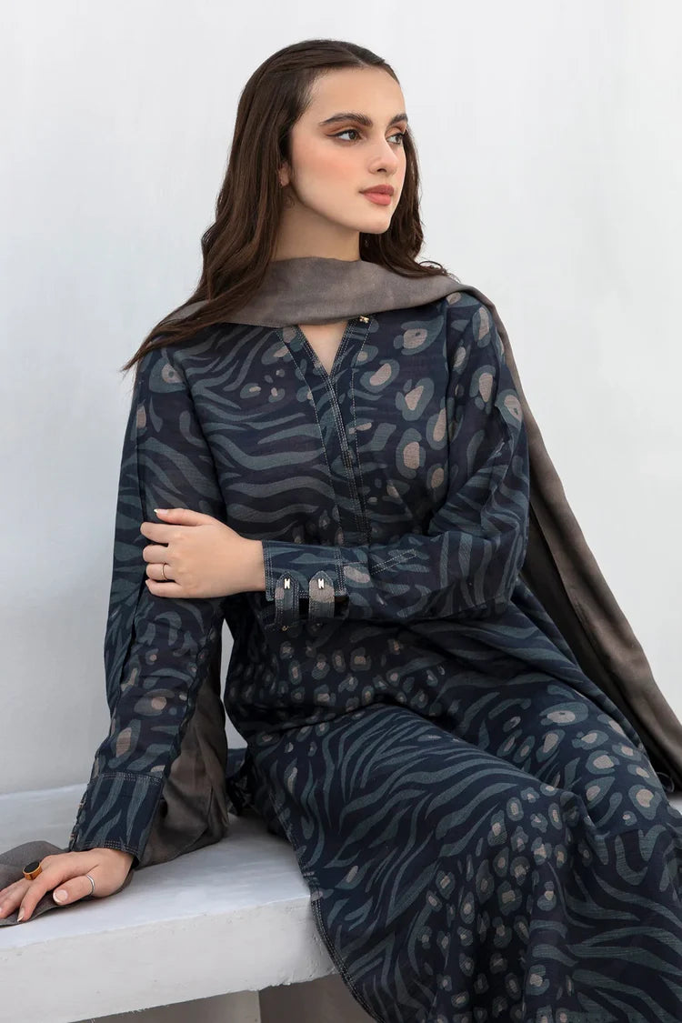 BAROUQE-3PC KHADDAR PRINTED SHIRT WITH KHADDAR PRINT DUPATTA AND PRINT TROUSER-ADR-2620