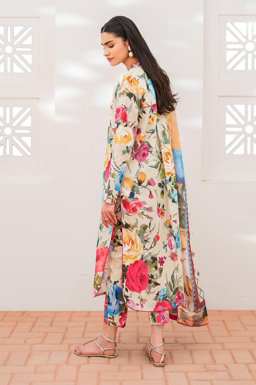 BAROUQE-3PC KARANDI PRINTED SHIRT WITH KARANDI PRINTED DUPATTA AND TROUSER-ADR-2578