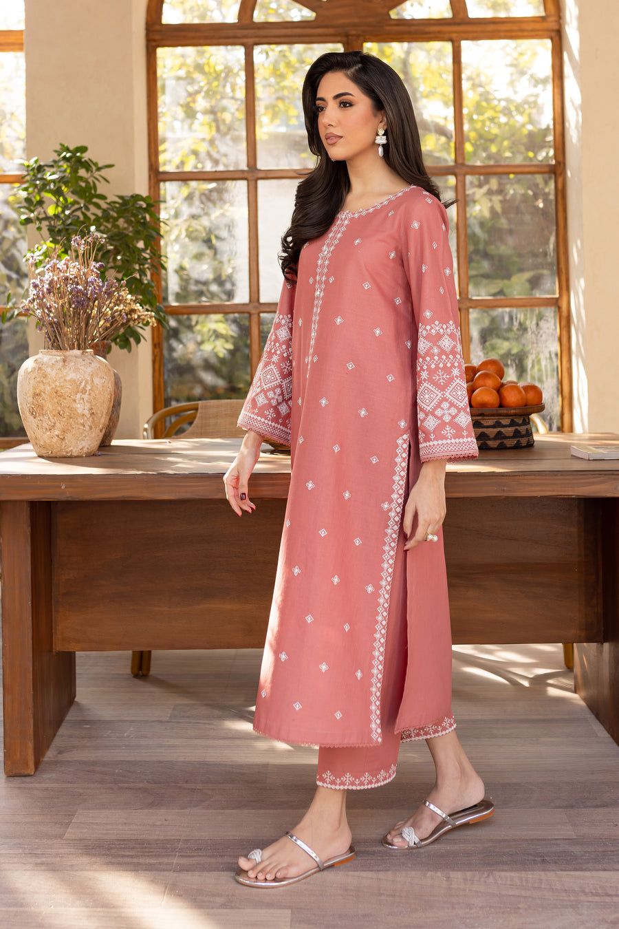 BATIK-2PC LAWN EMBROIDRED SHIRT WITH LAWN EMBROIDRED SLEEVES-ADR-3453