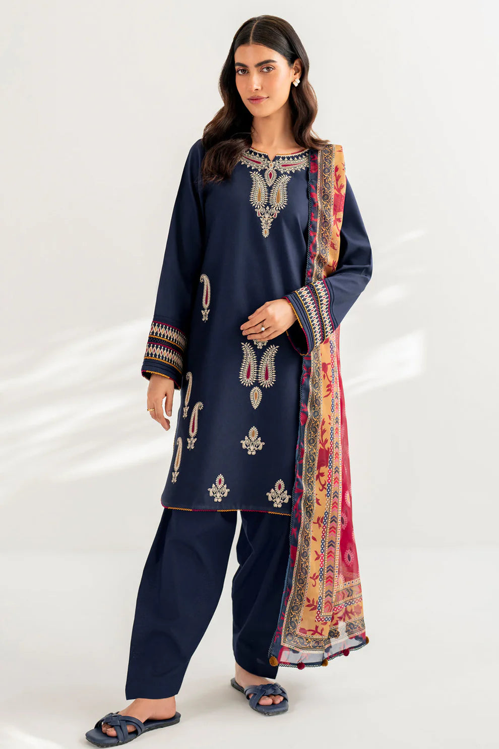 JAZMIN-3PC LAWN EMBROIDERED SHIRT WITH DIAMOND PRINT DUPATTA & TROUSER -adr- 2898