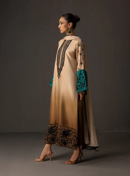 ZAINAB CHOTANI-3PC SHAMOZ SILK PRINT EMBROIDERED SHIRT WITH SOFT SILK PRINT DUPATTA & SILK TROUSER ADR-1717