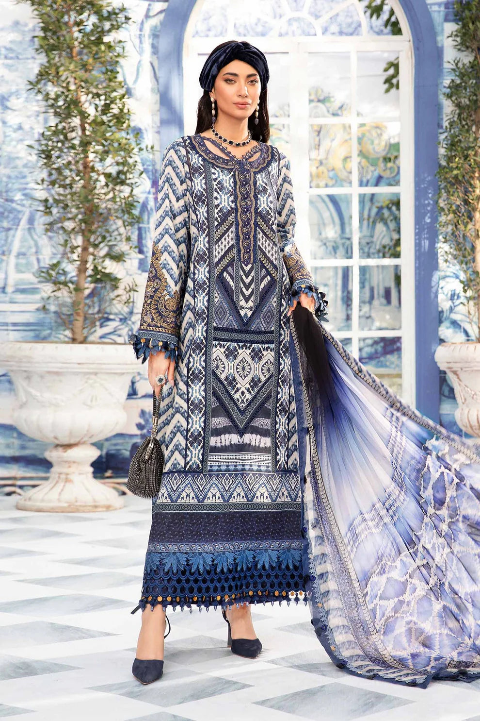 MARIA.B- LAWN 3PC PRINT WITH DIAMOND PRINT DUPATTA AND PRINT TROUSER-ADR-1002