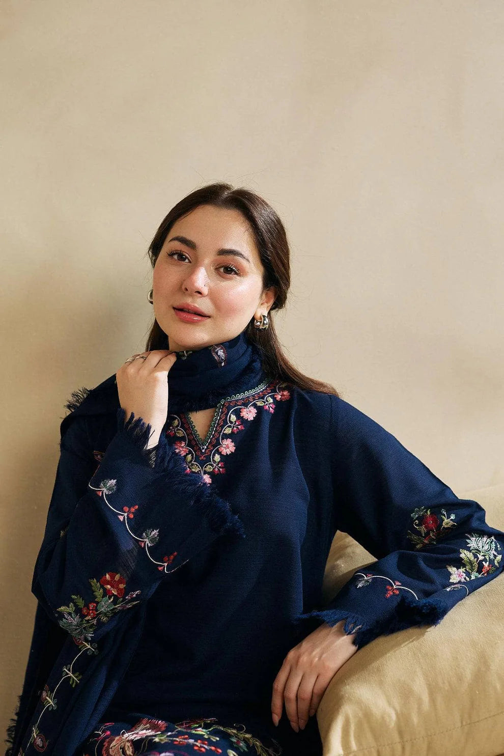 ZARA SHAH JAHAN-3PC DHANAK EMBROIDERED SHIRT WITH DHANAK EMBROIDERED SHAWL AND EMB TROUSER-ADR-4221