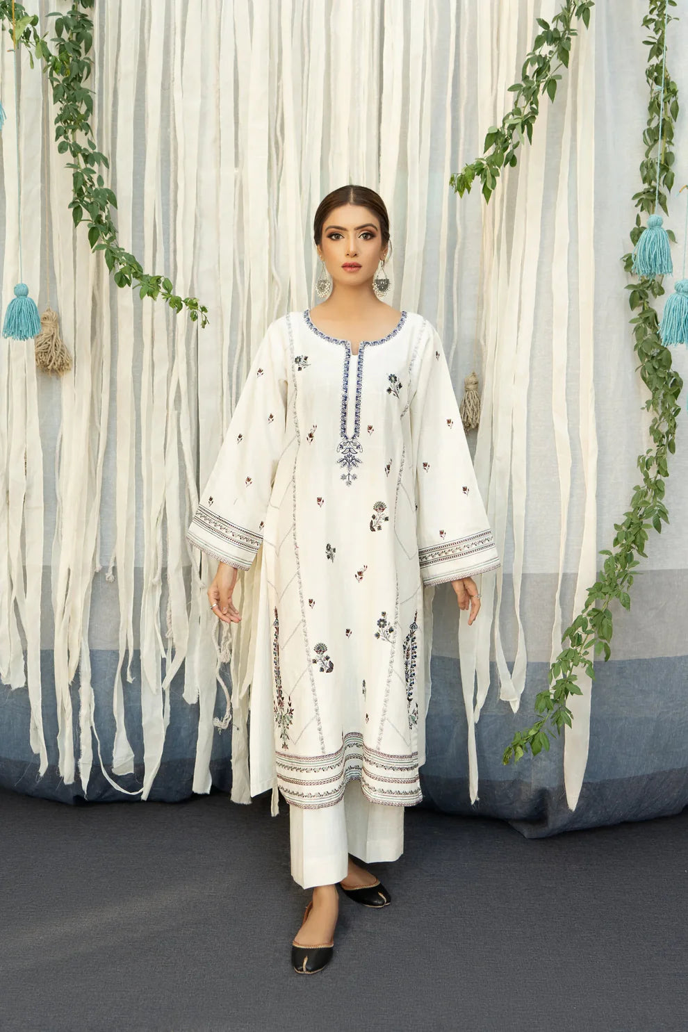 URGE - 3PC DHANAK EMBROIDERED SHIRT WITH COUTURE WOOL SHAWL AND TROUSER-ADR-3112