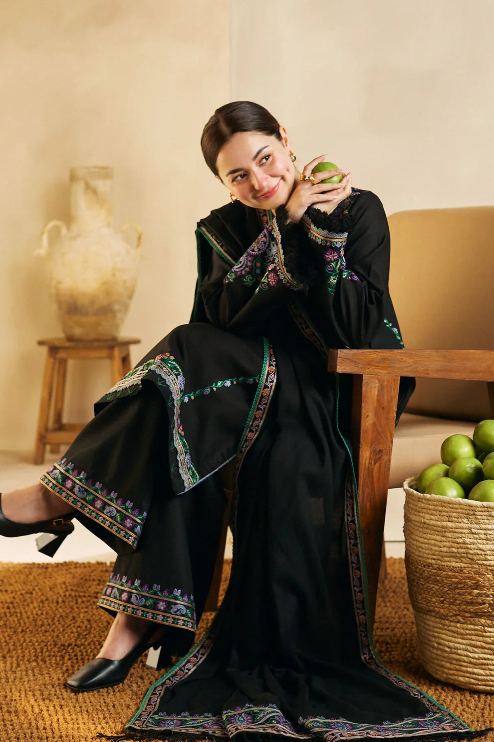 ZARA SHAH JAHAN- 3PC DHANAK EMBROIDERED SHIRT DHANAK EMBROIDERED SHAWL AND TROUSER-ADR-3140 BLACK