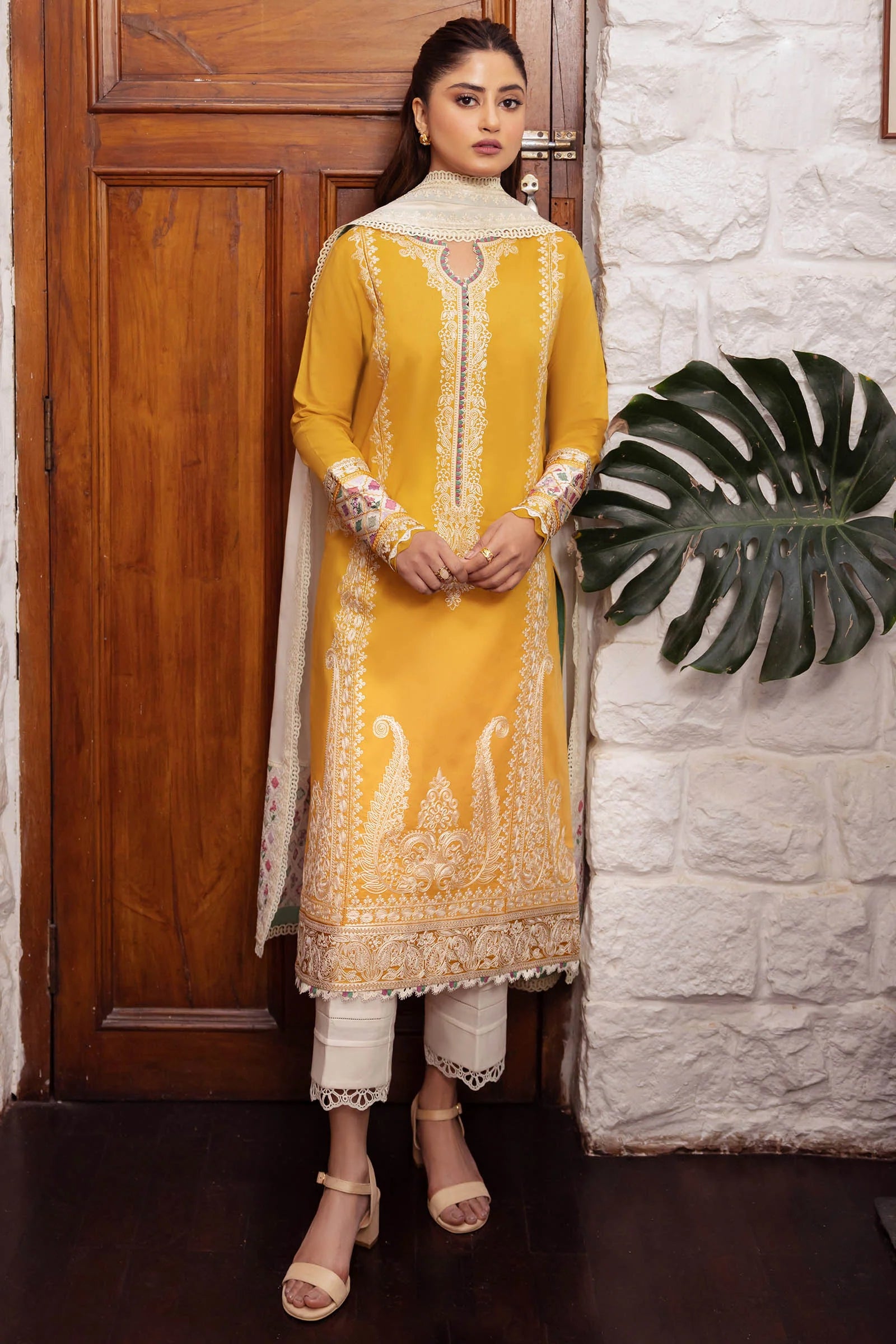 ZAHA - 3PC LAWN EMBROIDERED SHIRT WITH DIAMOND PRINTED DUPATTA AND TROUSER-BIC-2778