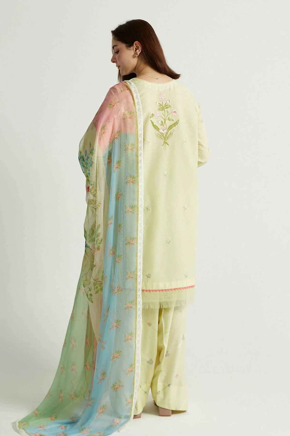 ZAHRA SHAHJAHAN- 3PC LAWN CHIKENKARI EMBROIDERED SHIRT WITH ORGANZA PRINT DUPATTA-ADR-2715