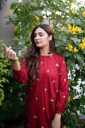 HANIA AMIR-2PC DHANAK EMBROIDRED SHIRT WITH AND TROUSER-ADR-3242