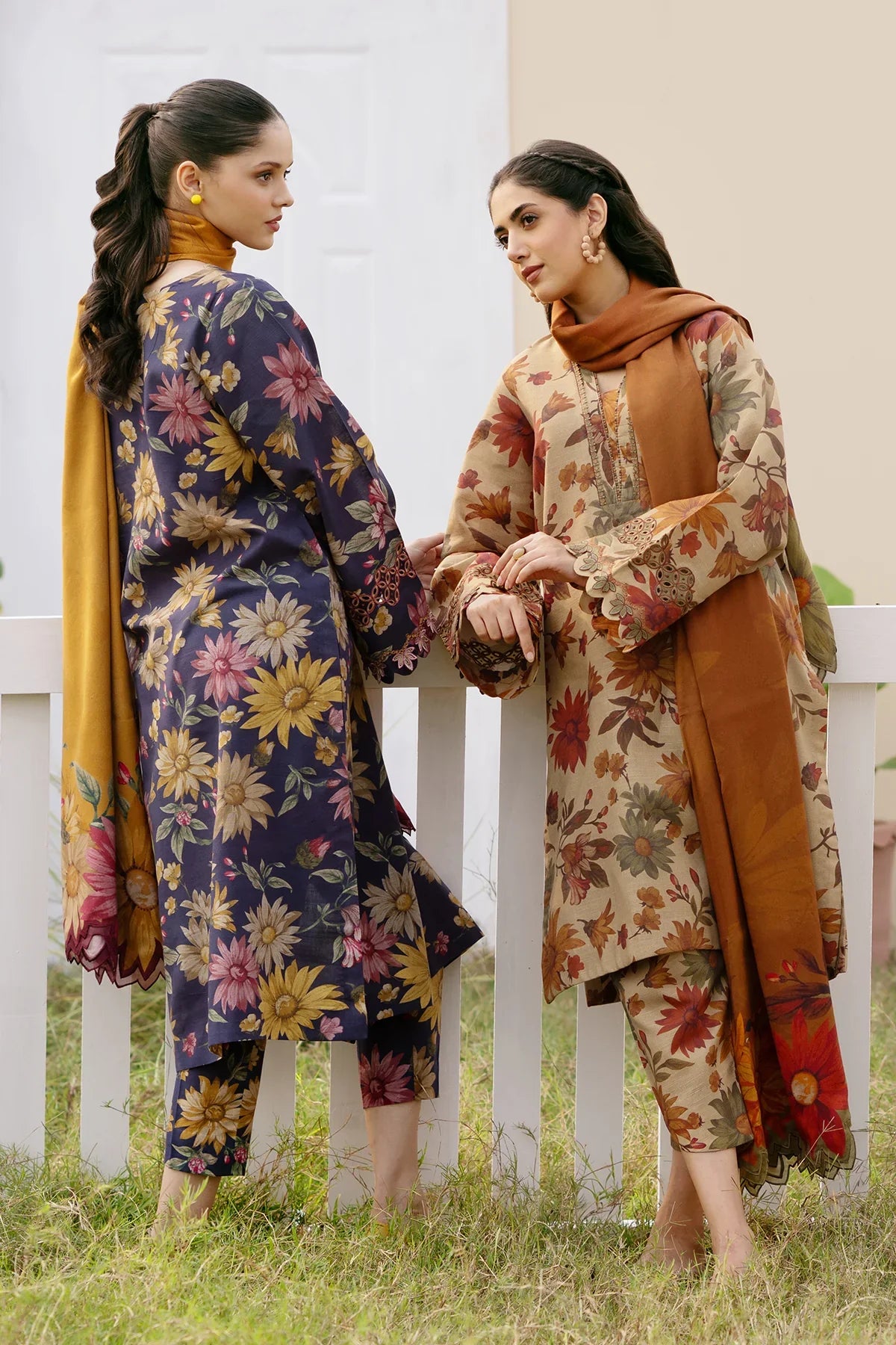 BAROQUE-3PC KHADDAR PRINTED SHIRT WITH KHADDAR PRINT DUPATTA AND PRINT TROUSER-ADR-2630